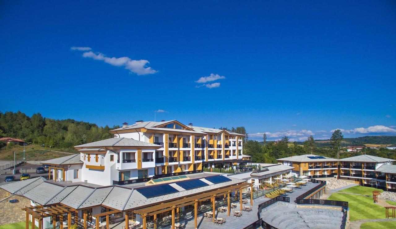 Wine & Spa Hotel Chukara 트리아브나 외부 사진